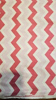 3 YARD 33" CHEVRON ZIG ZAG STRIPE PINKS WHITE FLANNEL FABRIC~SEWING RAG QUILTS - Image 1 of 3