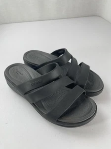 Sandalias Crocs LiteRide negras con tiras deslizantes zapatos cómodos de espuma para mujer talla 9” - Imagen 1 de 15