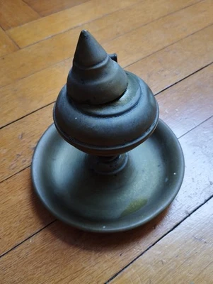 Antica Lucerna Lampada Lanterna ad olio - Immagine 1 di 4