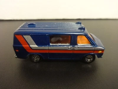 Furgoneta Chevy Tomica #F22 escala 1:78 azul oscuro - suelta y bonita Foto 1 de 4