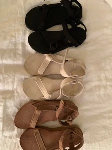 Lot 3 pair Women's Teva Midform Universal Platform Black Ivory Taupe Sandals 7 - Picture 1 of 17