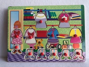 WOOD PUZZLE LIFE SKILL, CLOTHES, 12 PIECES - Picture 1 of 2