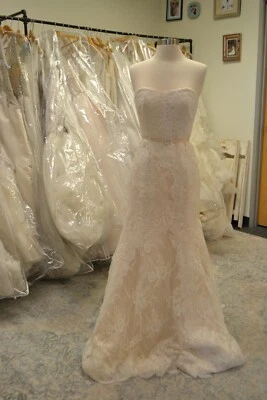 Maggie Sottero 6 露肩蕾丝婚纱 — 第 1/2 张图片