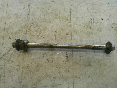 Eixo de roda traseira Yamaha V Star 650 XVS650 1998-2007 com espaçadores - Imagem 1 de 4