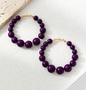 Pendientes de aro perforados de cuentas graduadas en oro y morado de 2 1/4" - Imagen 1 de 4