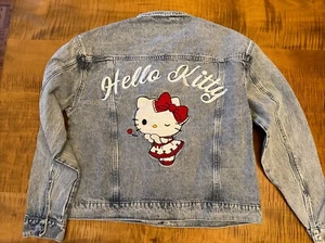 Hello Kitty & Friends X FOREVER 21 Bow Denim Jacket Embroidered Size Small, NWT - Picture 1 of 16