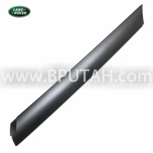 Range Rover  L322 Windshield Trim Finisher A Pillar Post Right Passenger & CLIPS - Picture 1 of 5