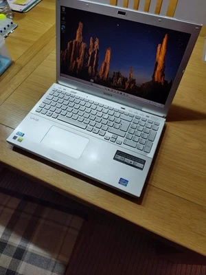 Sony Vaio SVS151B12M Laptop - i5-3210M - 12GB Ram - 250gb ssd 15.6 inch screen ( - Image 1 of 4