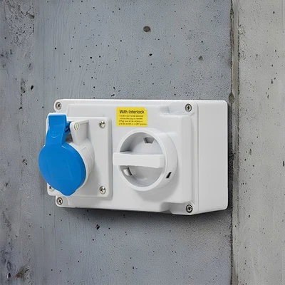 Interlocked Switched Socket IP44 Weatherproof Industrial Socket 3P/4P/5P 16A/32A - Image 1 of 4