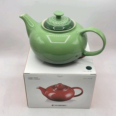 Le Creuset Stoneware Classic Teapot In Green Boxed 1.3l 1 3/8qt - Image 1 of 4