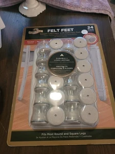 NUEVO Pies de Fieltro Parker & Bailey, 24 Piezas Muebles Movedoras No Adhesivo Flexible - Imagen 1 de 3