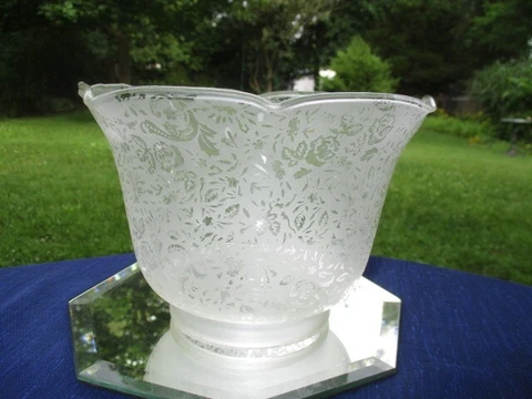 EARLY VICTORIAN LARGE GAS LAMP LIGHT SHADE ACID ETCHED FLORAL CHINTZ Cover