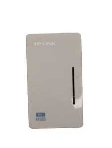 TP-Link AV500 WiFi Powerline Extender TL-WPA4220 – 300Mbps – Ethernet Ports - Bild 1 von 5