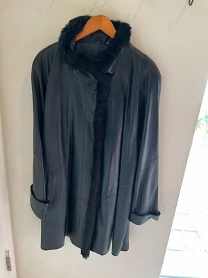 TIBOR LEATHERS-SIZE 3XL BLACK LAMB LEATHER WITH FAUX FUR COLOR COAT FOR WOMAN - Image 1 of 3