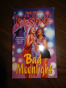 VINTAGE RL STINE SUPER CHILLER BAD MOONLIGHT YOUNG ADULT HORROR BOOK 1995 - Picture 1 of 2