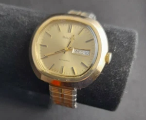 BULOVA Watch TV Screen Type Case 17 Jewels Automatic Winding Vintage Rare Find - Picture 1 of 12