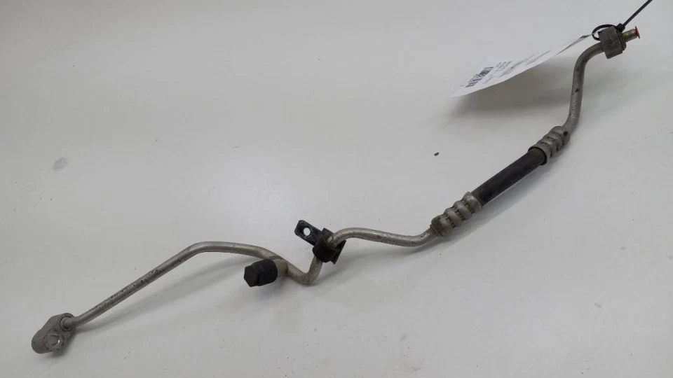 Línea de manguera de aire acondicionado Ford Fusion 2012 2011 2010 2009 2008 Foto 1 de 4