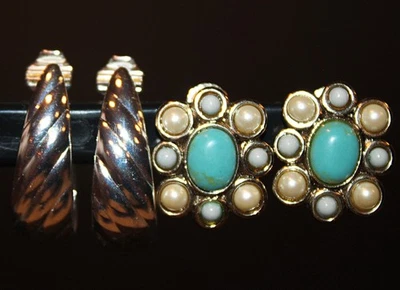 2 pares de pendientes Monet vintage con clip imitación turquesa, perla y plata aro giratorio Foto 1 de 4