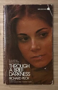 Through a Brief Darkness by Richard Peck Avon 1974 paperback - Imagen 1 de 3