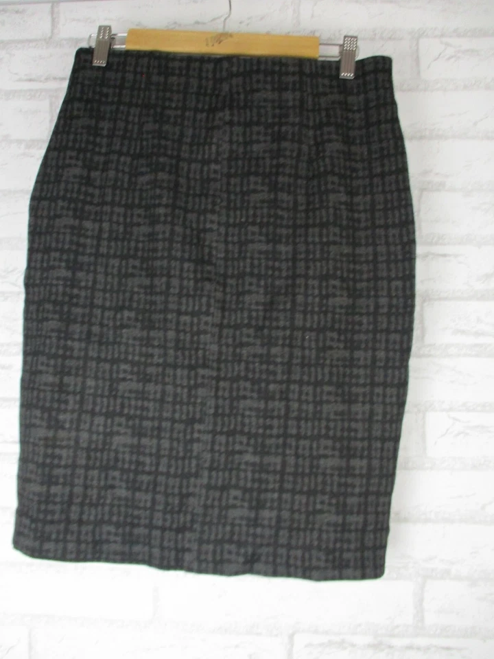 Sportscraft pencil skirt Black grey print 10 womens back slit  - Image 1 of 4