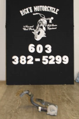 1994 94-01 Honda Magna VF750 VF750C GAS TANK FUEL PETCOCK 16950-MZ5-670 - Image 1 of 4