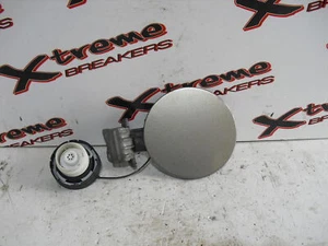 TOYOTA YARIS 1999-2005 FUEL FILLER FLAP CAP LID COVER LIGHT GREY - XBFF0043 - Picture 1 of 2
