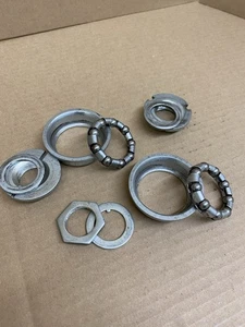 Old Bottom Bracket vintage Bmx cycling GT04998 - Picture 1 of 3