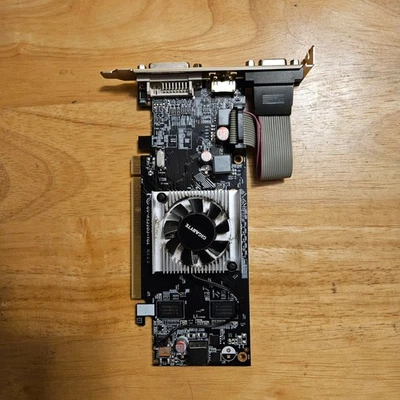 Gigabyte GV-R523D3-1GL (rev. 2.0) GPU - Image 1 of 3