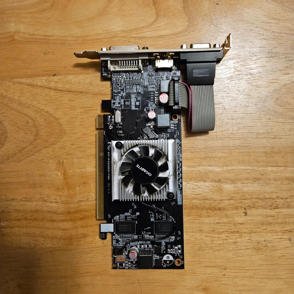 Gigabyte GV-R523D3-1GL (rev. 2.0) GPU - Image 1 of 3