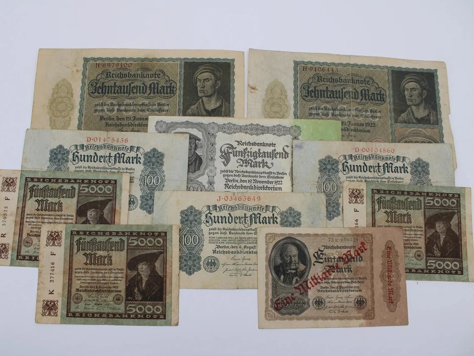Group of 11 - Pre 1918 German Empire Banknotes - 1910 to 1917 Pre WWI and Durin - Image 1 of 4