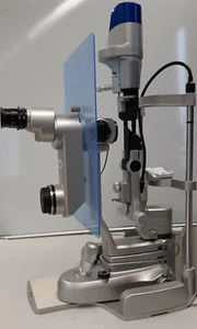 Tröpfchenschutz für Spaltlampe zum Einbau aus Acrylglas XT NEU - Bild 1 von 1