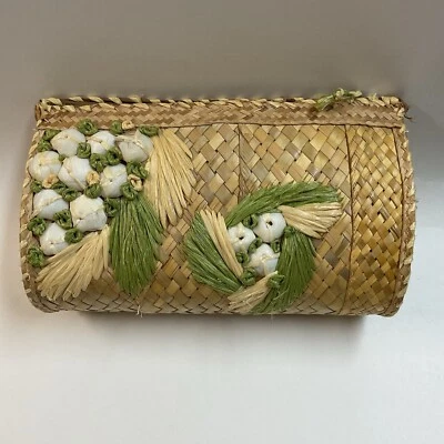Vintage Woven Rattan Rafia Straw Handbag Shells Embroidered Beachy Vibes FLAW - Image 1 of 4