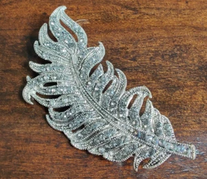 Vintage Beautiful Silver Tone Feather Rhinestone Brooch Pin - Bild 1 von 4