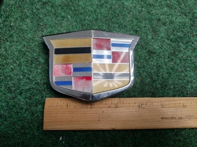 2008-2014 CADILLAC CTS 3.6L FRONT EMBLEM BADGE LOGO SYMBOL SIGN  OEM 3S3 - Image 1 of 4
