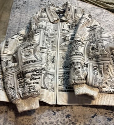 Jaqueta Bombardeiro de Couro Ziptex Moeda Dinheiro Dólares Hip Hop5xl Vintage Anos 90 - Imagem 1 de 4