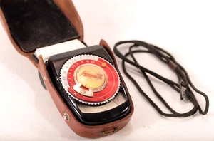 Exposure Light meter Leningrad USSR Bakelite Working, in Case - Picture 1 of 5