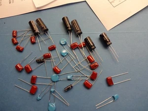 HAFLER  DH-500 PC10 POLYPROPYLENE CAP KIT   - Picture 1 of 4