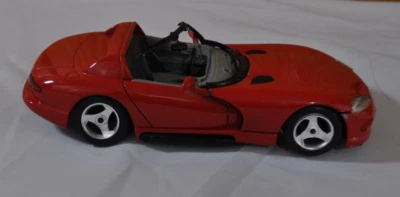 Dodge Viper RT/10 Rojo 1/24 Burago Italia Diecast Parabrisas/rueda Rota Para Pieza Foto 1 de 4