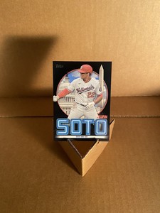 Juan Soto 2021 Topps Series 2 Over and Out Insert Black /299 #JSH-28