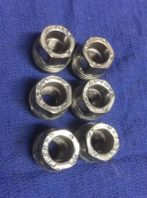 GMC Sierra 1500 2007 4x2 tuercas Foto 1 de 4