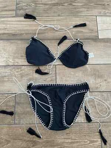 BNWT Missguided Bikini Size 8 Blanket Stitch Tassels Padded Black White - Picture 1 of 5