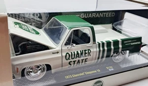 M2 Machines 1973 Chevrolet Cheyenne 10 Quaker State Green White 1/24 Diecast New - Picture 1 of 10