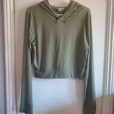 Forever 21 Active Olive Green Hooded Mesh Crop Top Size LARGE gym/casual - Image 1 of 4