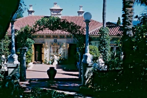 Vintage 1961 HEARST CASTLE California Technicolor Print Travel Photo 8 X 10 - Picture 1 of 1