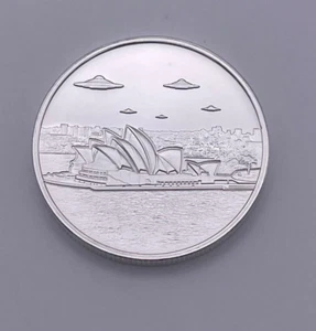 UFOs Over Sydney 1 oz .999 Fine Silver Round BU Intaglio Mint Art Medal - Picture 1 of 2