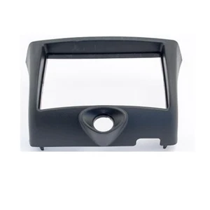 Kit Montaggio Mascherina 2 DIN compatibile con Toyota Yaris 2003-2006 - Foto 1 di 1