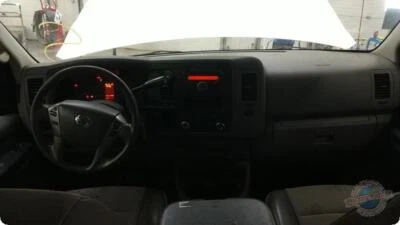 Used Front Suspension Strut fits: 2013 Nissan Nv 2500 Front Front Grade A - Imagem 1 de 4