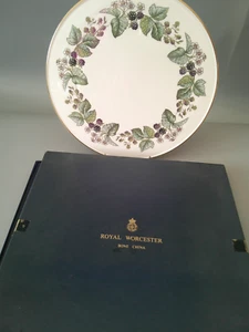 Plato de servir Royal Worcester Lavinia Fine Bone China Gateaux en caja - Imagen 1 de 11
