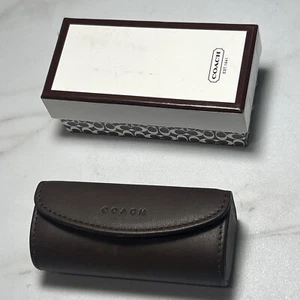 Supporto custodia rossetto vintage Coach marrone in pelle con specchio - Foto 1 di 7