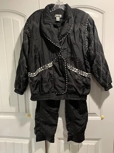 Fabulous LAVON PETITES Vintage Womens Track Suit Windbreaker 80s 90s - Picture 1 of 11